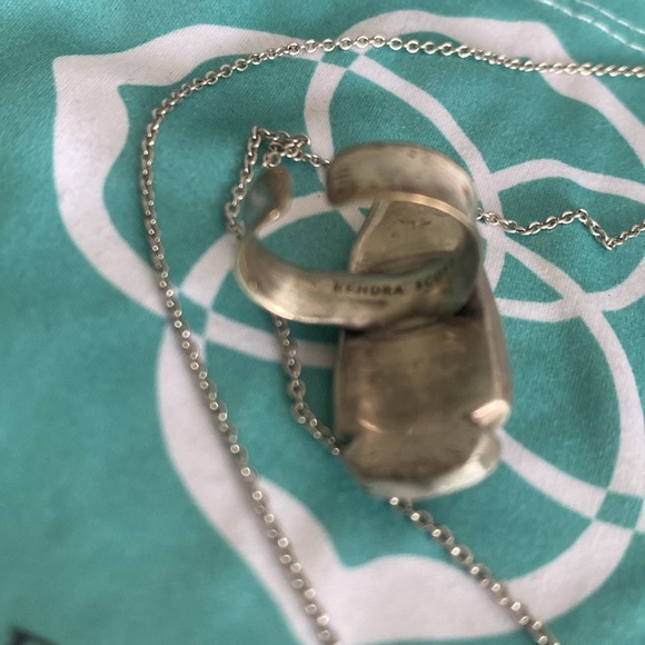 Kendra Scott Smokey Pearl Necklace and adjustable Ring - Picture 5 of 8